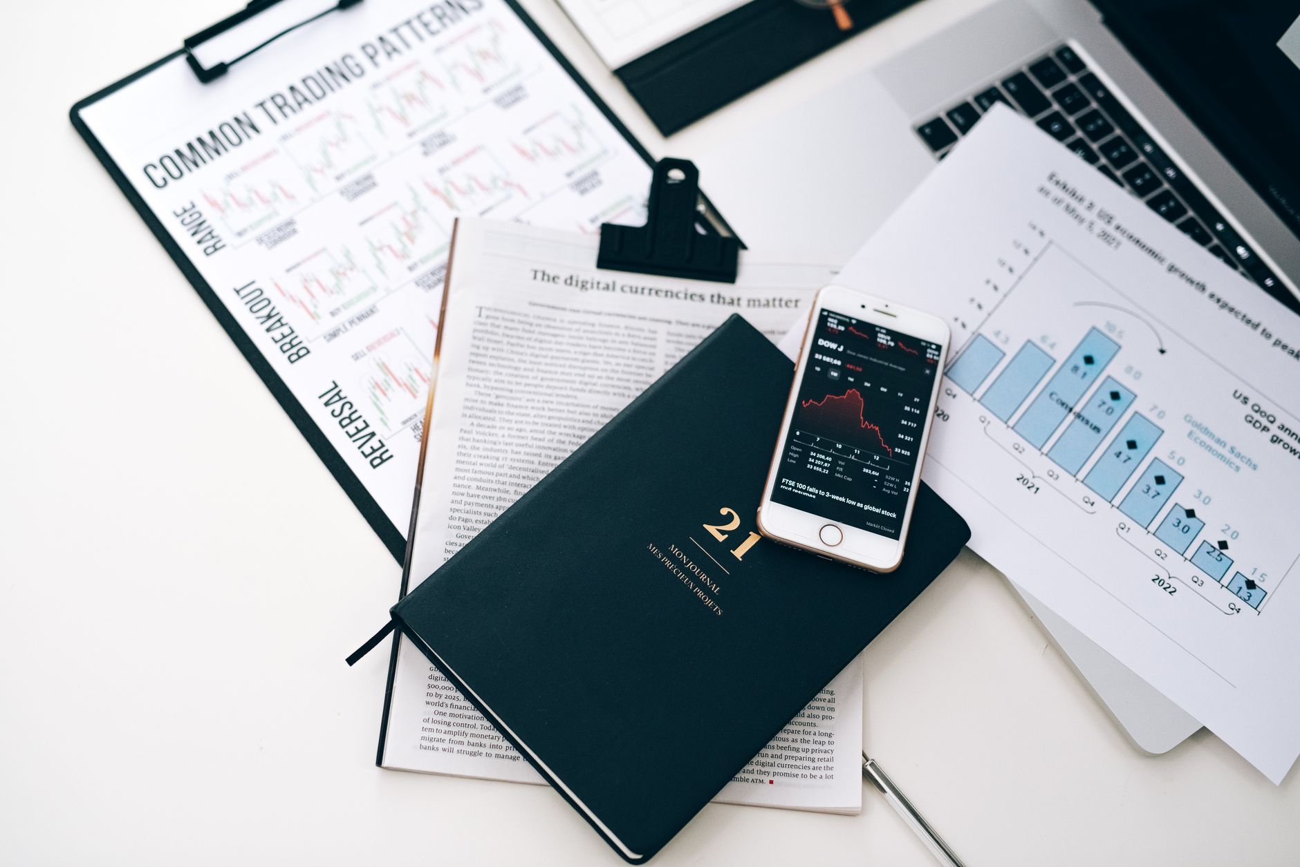 Fintech in 2026: Why Verifiable Performance Beats the AI Narrative